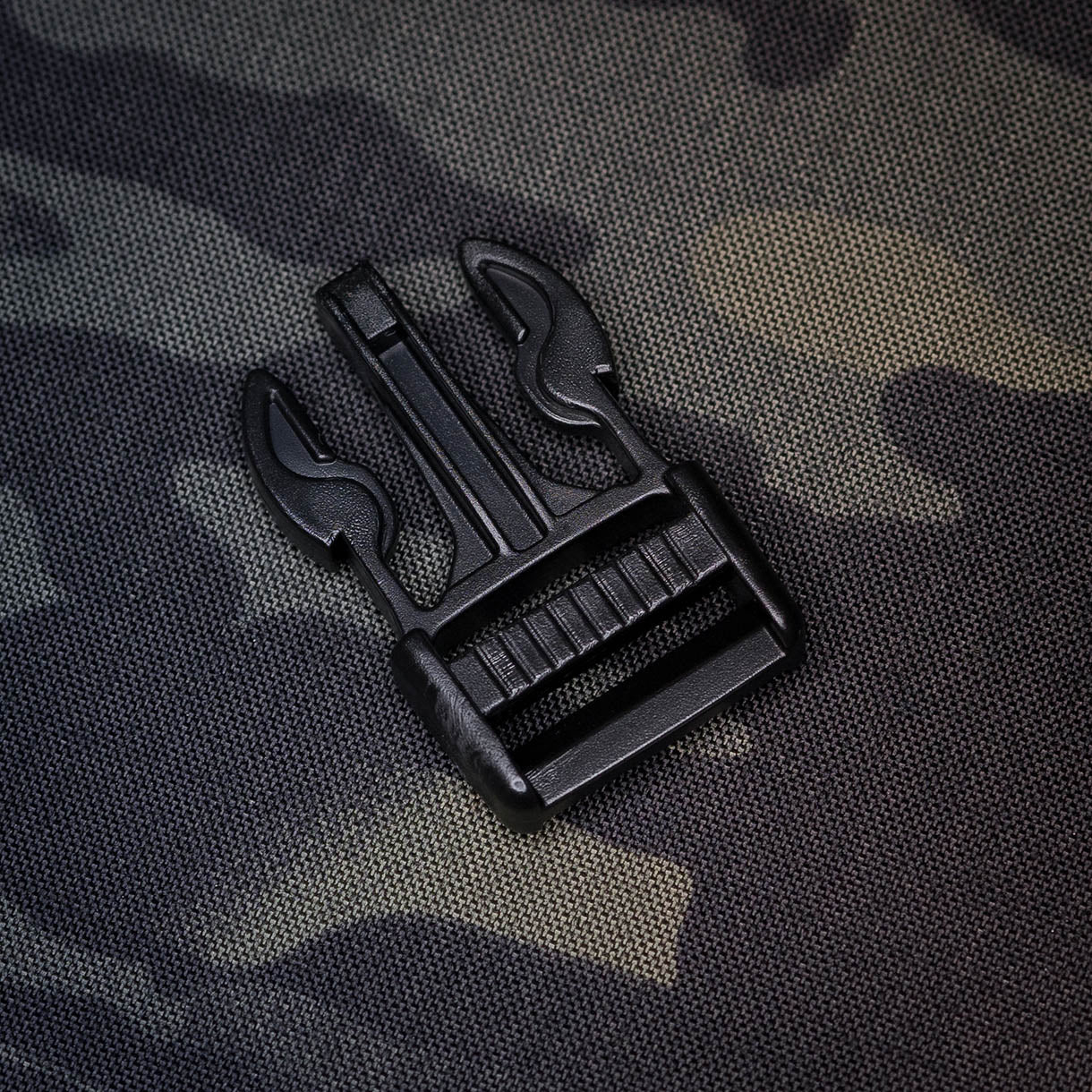 Samec Itw Nexus Sr25Mm Eu Verze Black Plastové Doplky